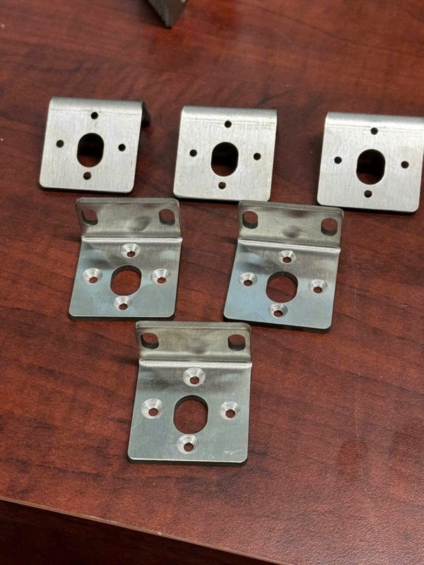 giá đỡ, bản lề