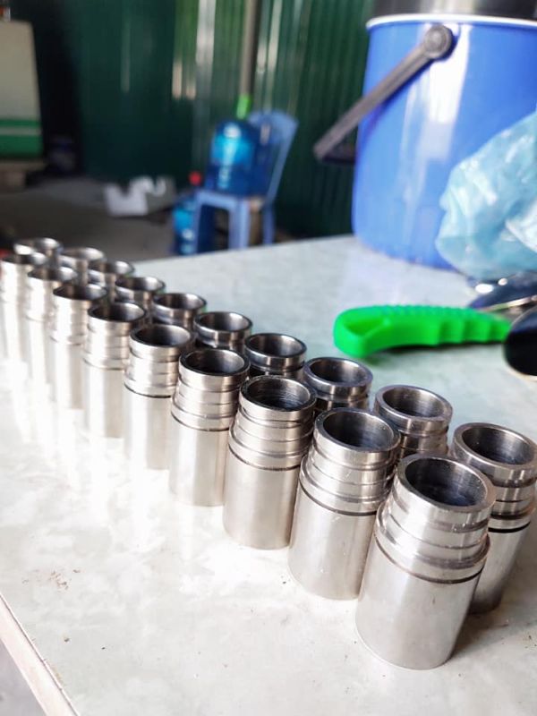 chi tiết cơ khí tiện inox