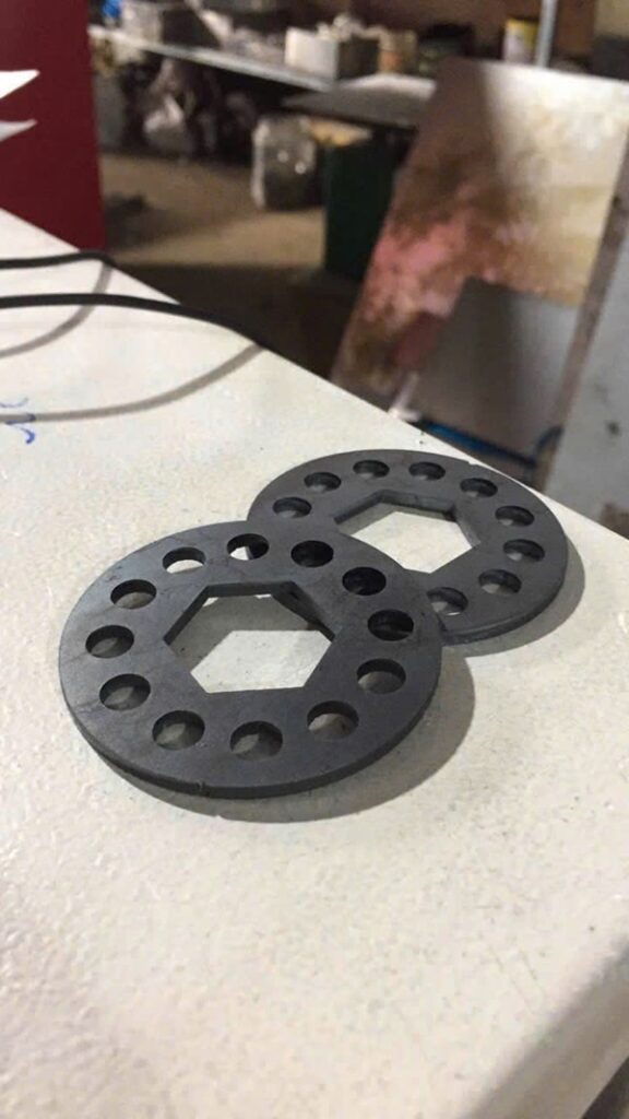 đĩa kim loại CNC