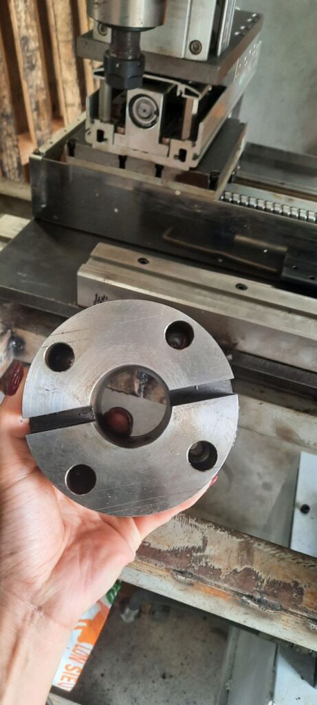 gia công chính xác bằng máy CNC