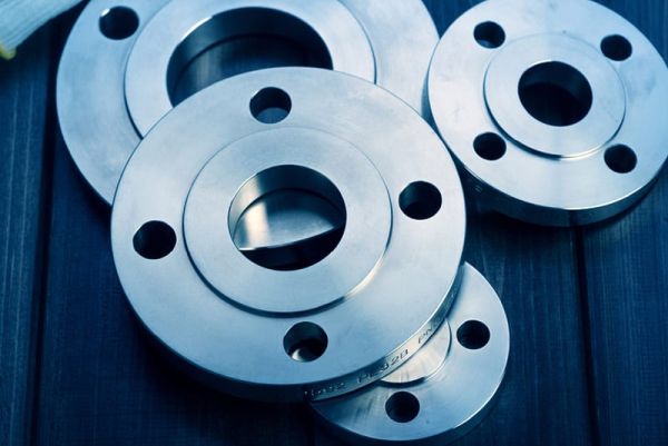 gia công mặt bích theo bản vẽ
